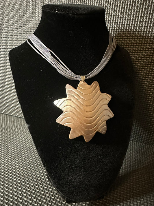 Pendant 2