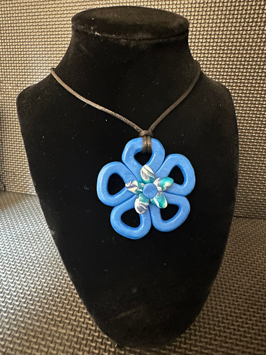 Pendant 4
