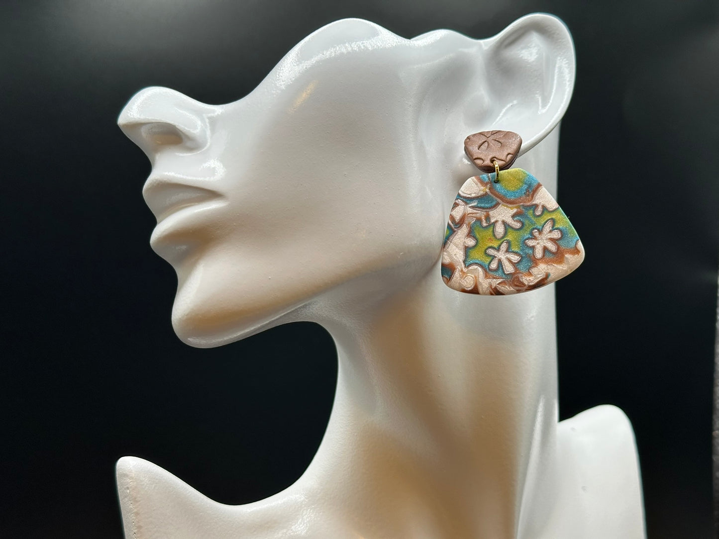 Earring 16